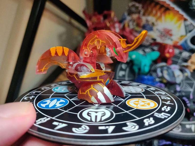 Infinity Dragonoid V2 - Bakugan