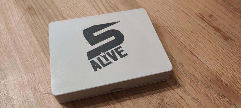 5 Alive Cards Game Box