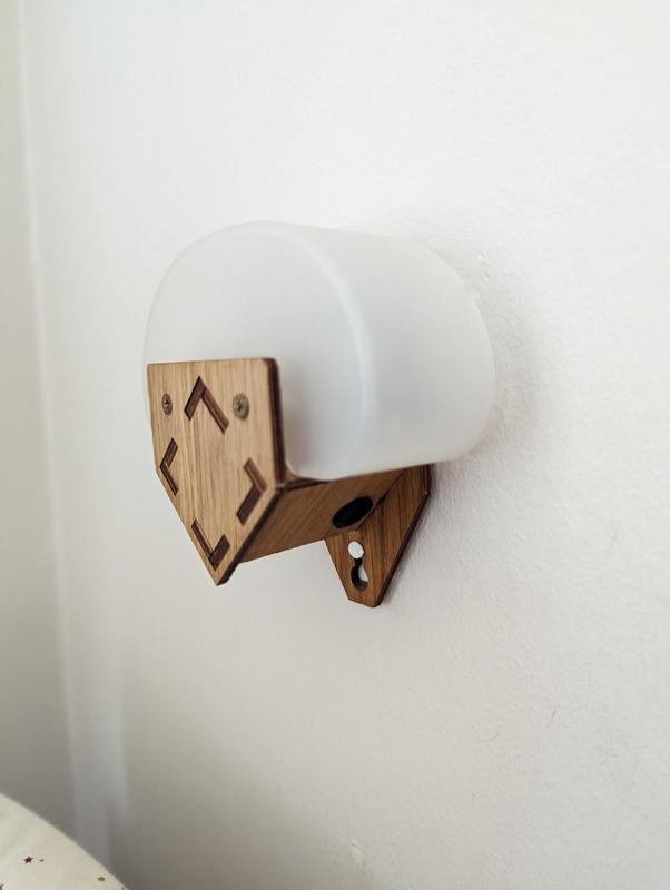 Command strip suspension for ferm living lamp