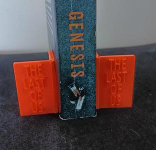 Bookends with the text "The Last of Us"