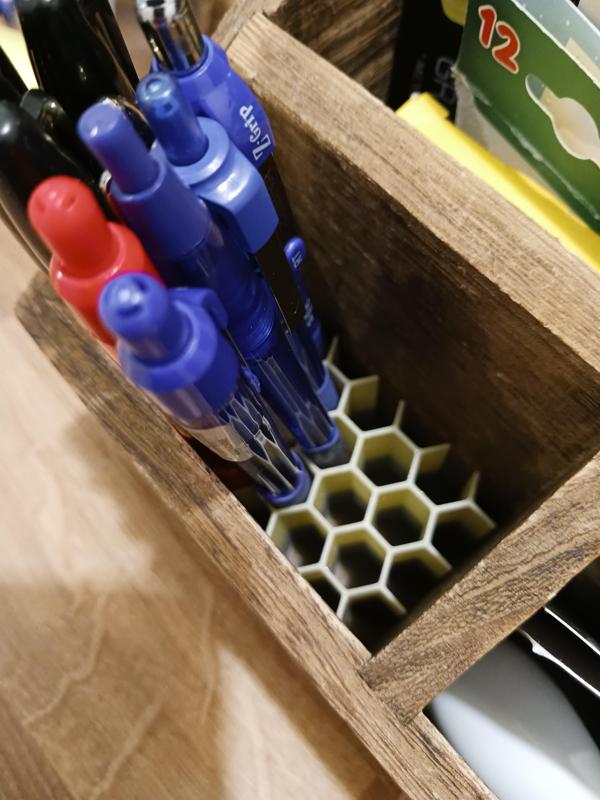 Honeycomb Hexagonal Mesh - Pen Holder