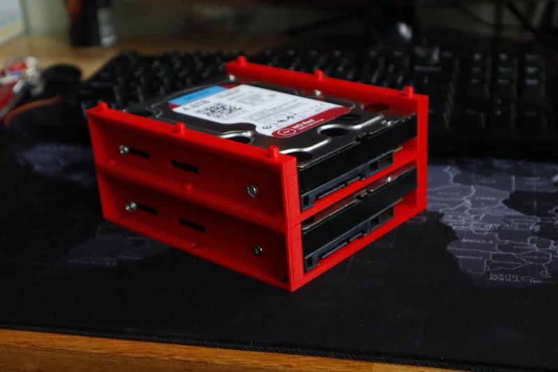 Stackable HDD tray