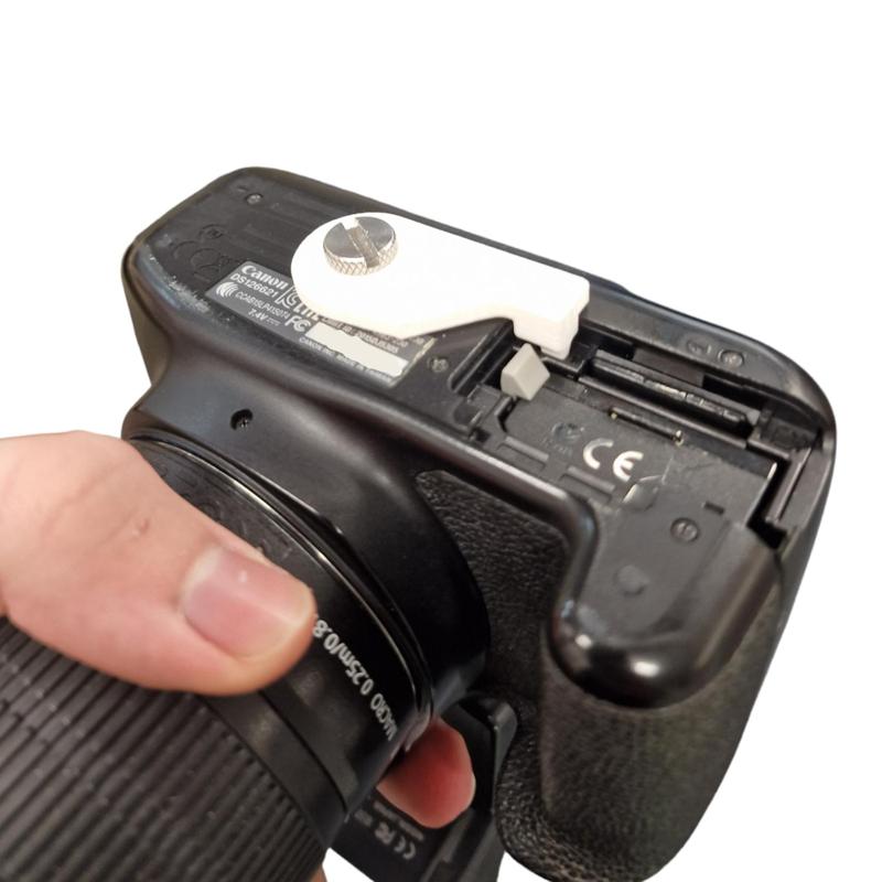 Battery Door Button Bypass (Canon)