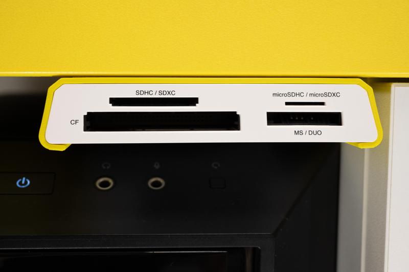 Kingston FCR-HS4 Underdesk Holder