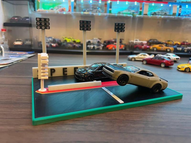 Dual 1/64 Drag Strip Display