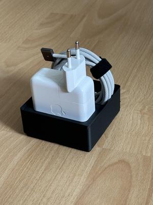 Gridfinity 70W Macbook Charger Holder