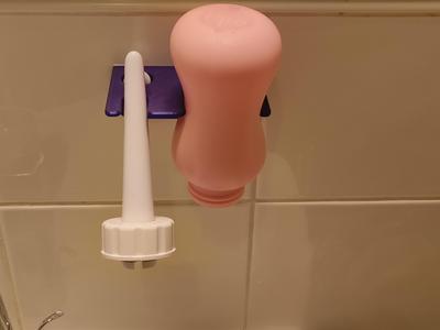 Portable bidet "mybidet" wall mount