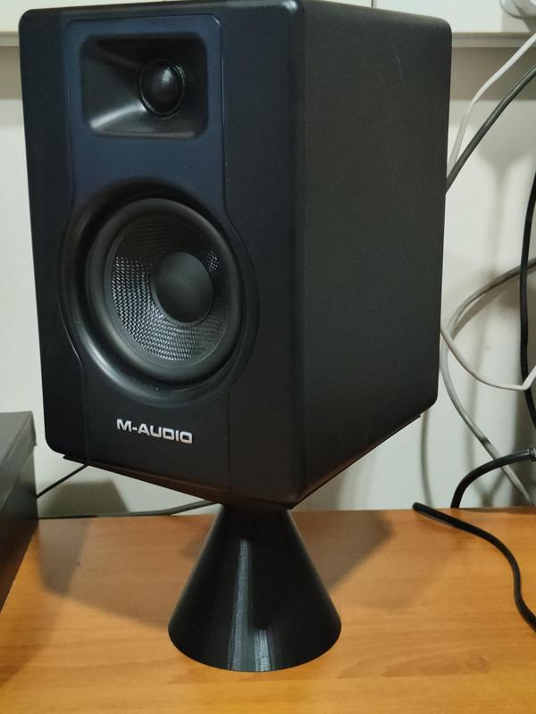Speakers Stand (Studio monitors M-AUDIO)