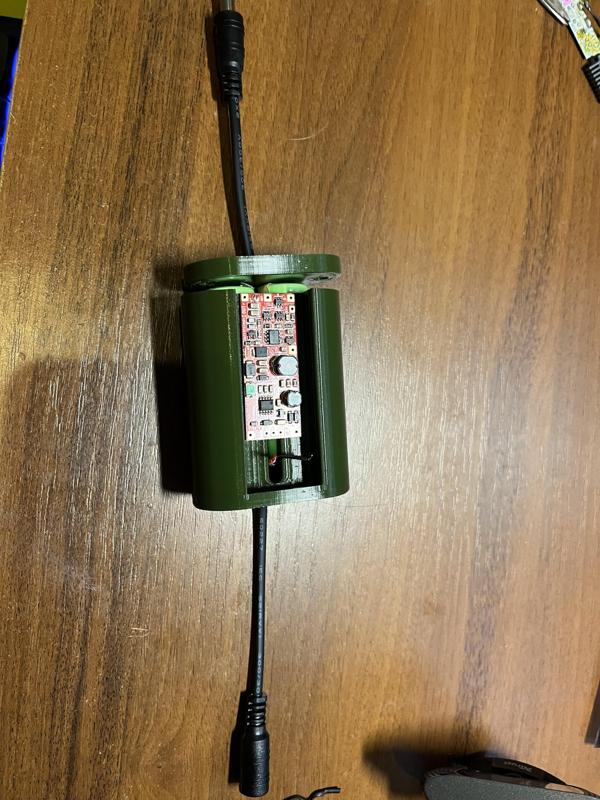 2s 18650 UPS/Battery enclosure