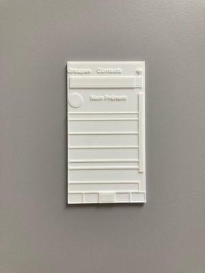 Ecran d'Iphone en relief. Application contact.