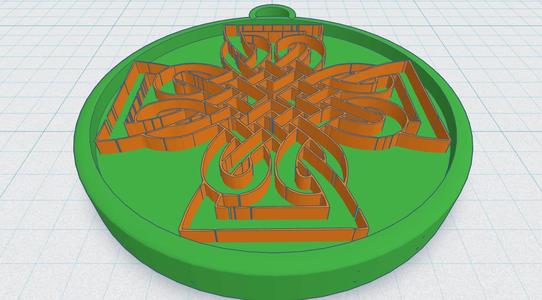 Celtic Round Cross 11