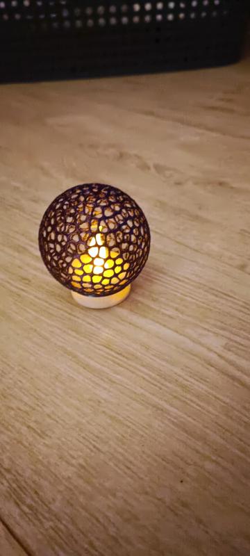 Vonoroi sphere light