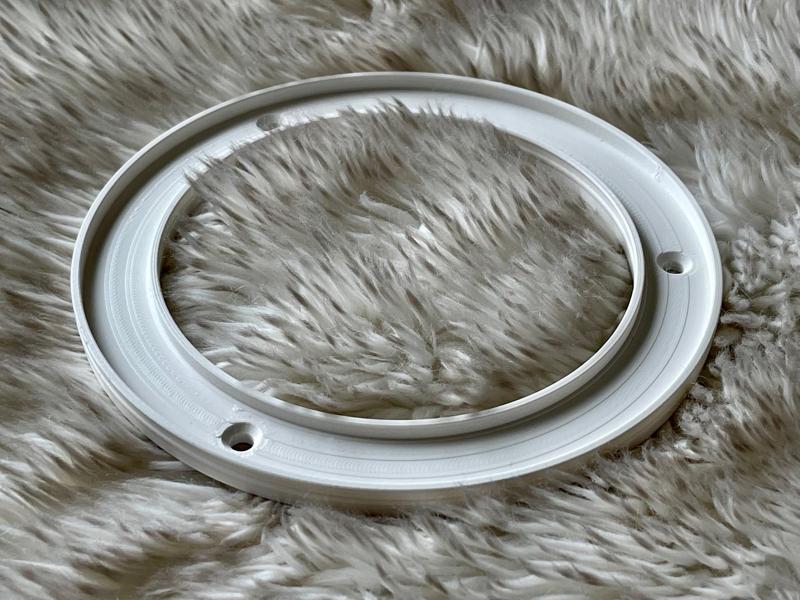 Lazy Susan Mechanism 2.0 - Bottom with screw holes