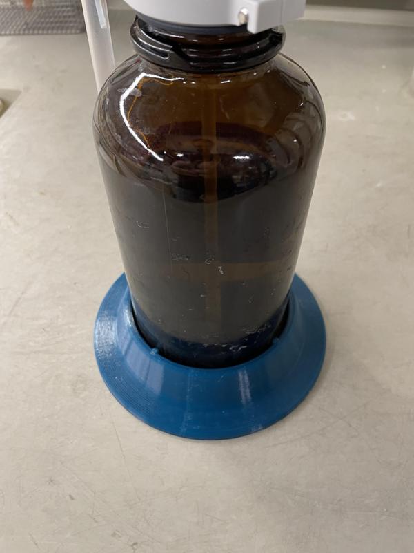 Bottle stand / bottle base