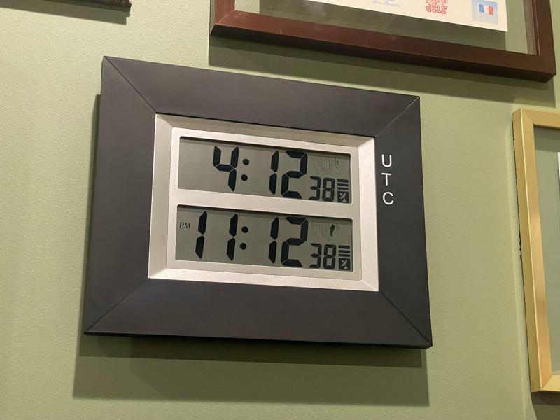 Ham radio UTC clock frame