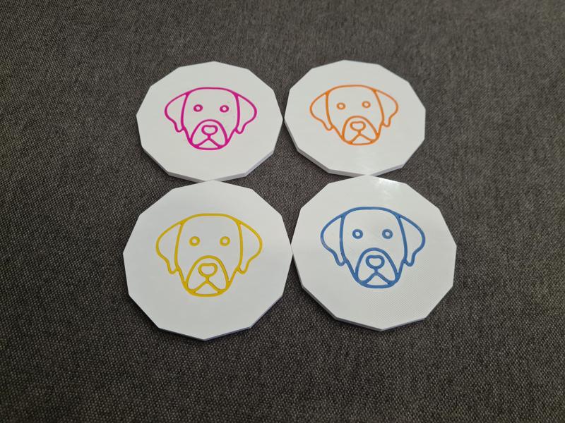 Labrador coaster's colorful inserts