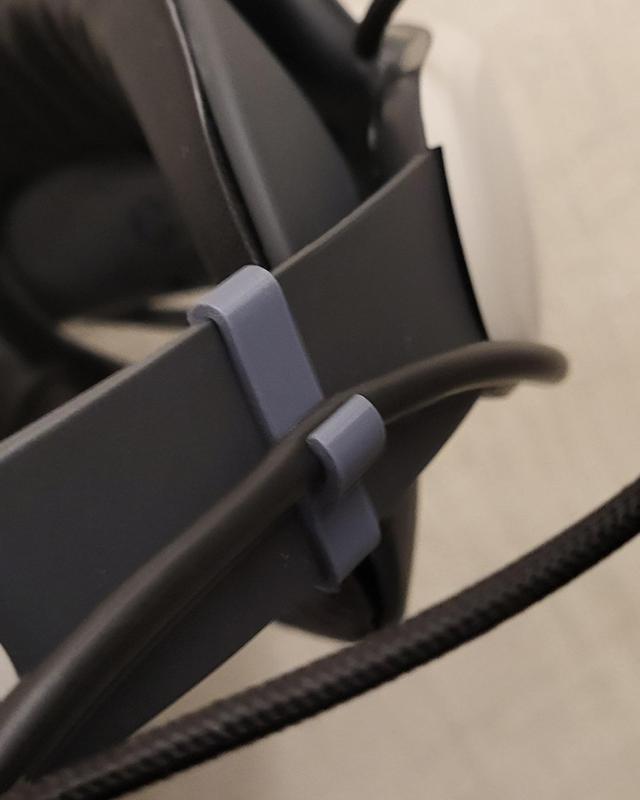 Quest 3 Link cable clamp for BOBOVR head strap