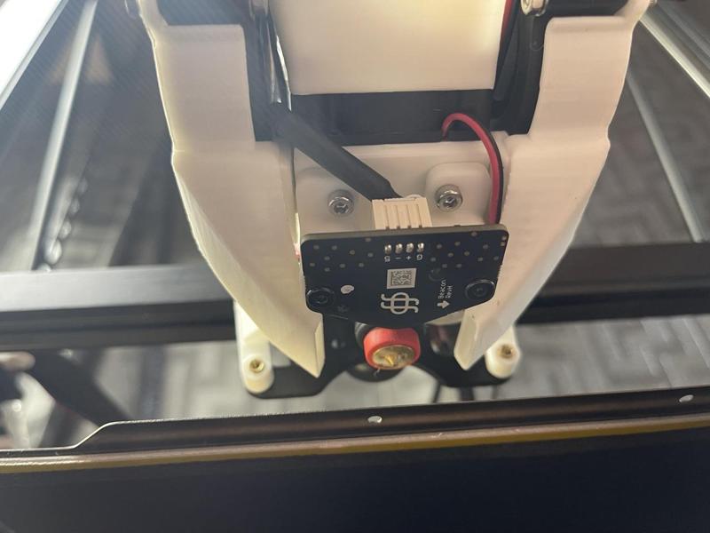 Beacon3D mount for HeroMe base, mounts under the base close to nozzle