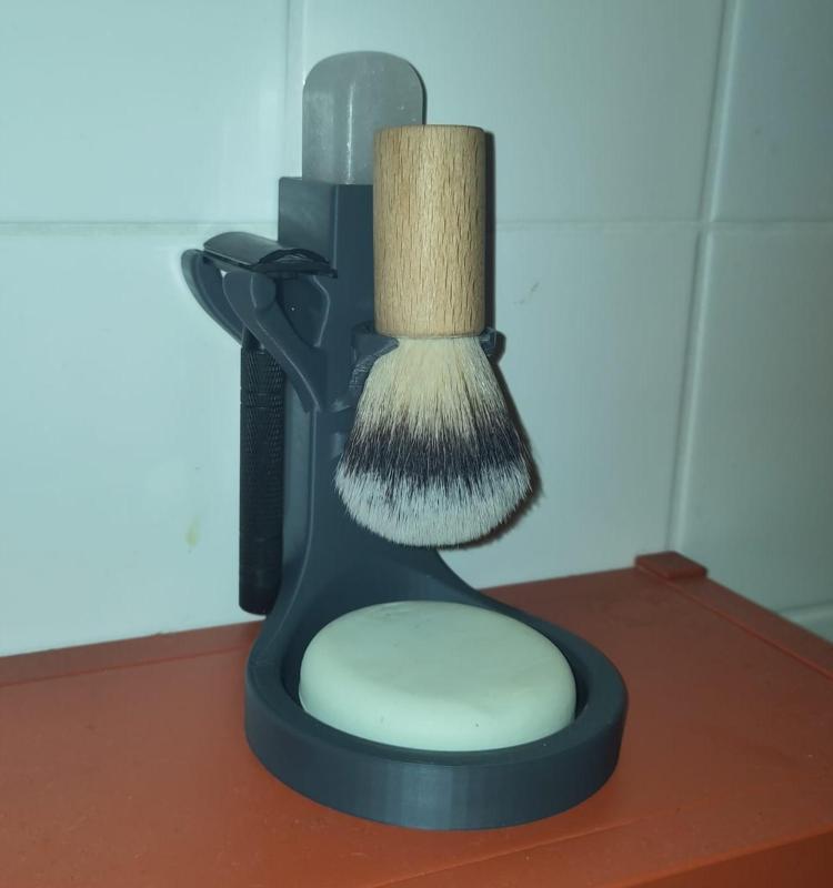 Shaving Station