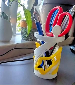United Pencil Holder