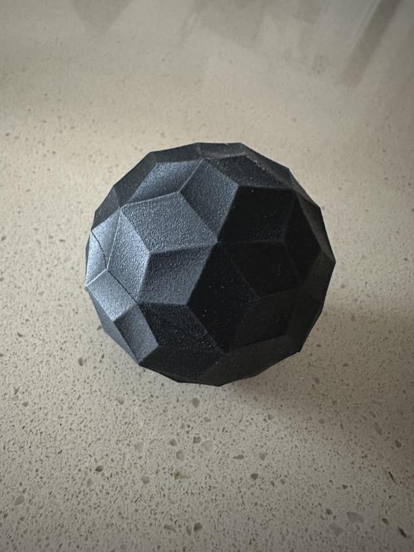 Threaded Polyhedra Ball