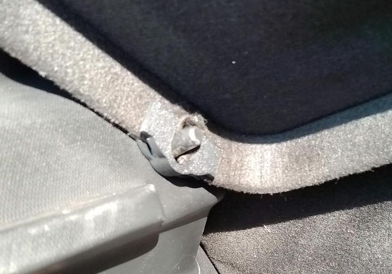 BYD Dolphin / Atto3 Cargo Cover Clip