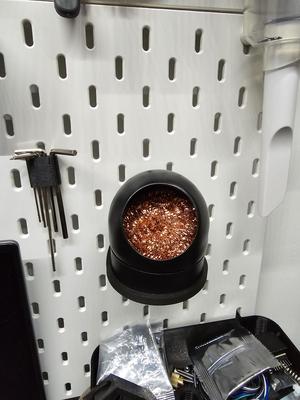 mobile soldering tip cleaner