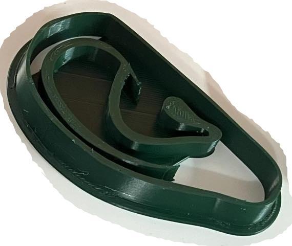 Cookie cutter Ear