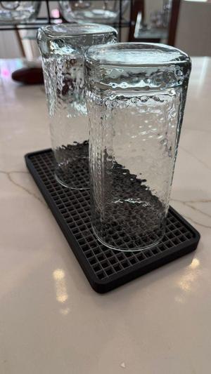 Slim Glass Drying Drip Tray – Compact, Fast-Dry Design