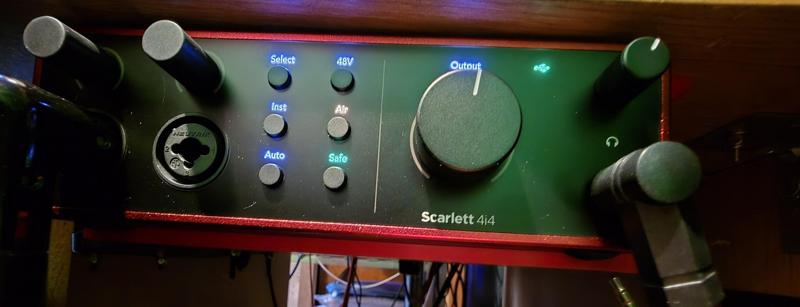Focusrite 4i4 V4 and 2i2v2  Under Table Mount with Screw Holes
