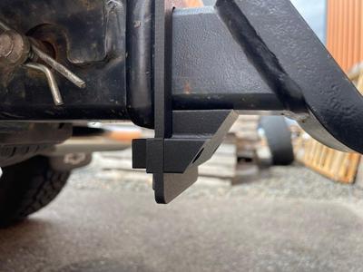 2 INCH HITCH RECIEVER ANTI-RATTLE BRACKET