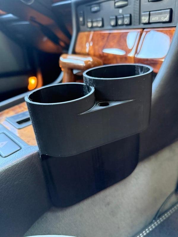 BMW E32 / E34 Cupholder 