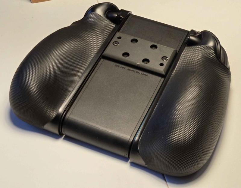 Joycon 2 Grip Screw Hider