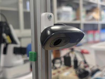 Simple Logitech C270 Webcam Mount (2020 Extrusion)