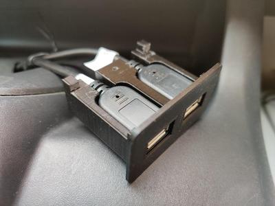 Case usb aux renault trafic 2