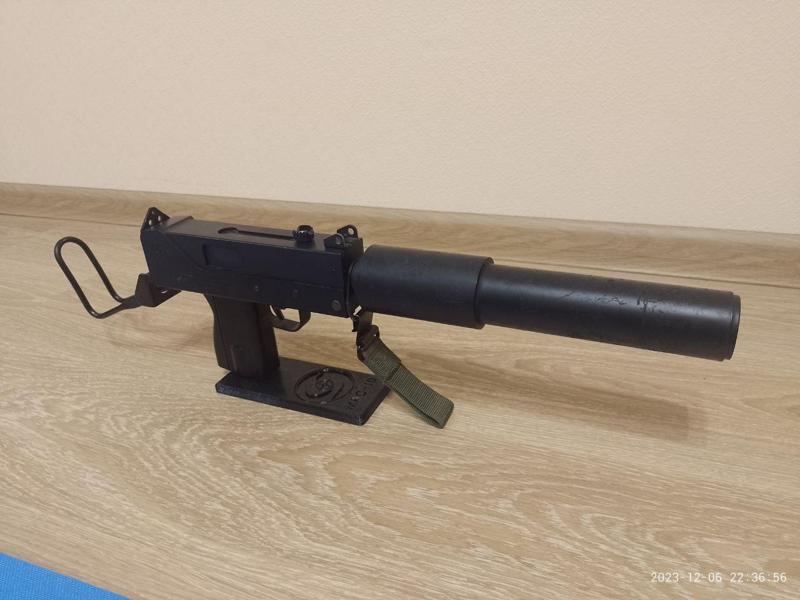 Tokyo Marui MAC-10 Stand