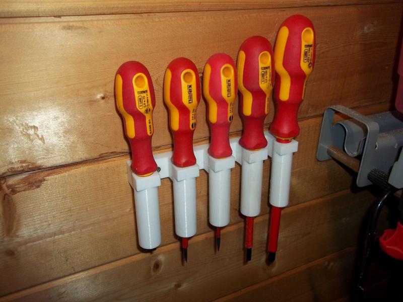 Screw driver holder-držák šroubováků na stěnu