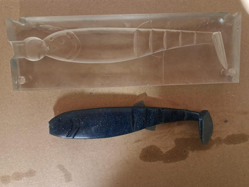 AM bait fish 15cm breaking hoof model / form for predator fishing