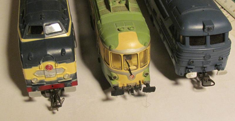 HO locomotive buffers