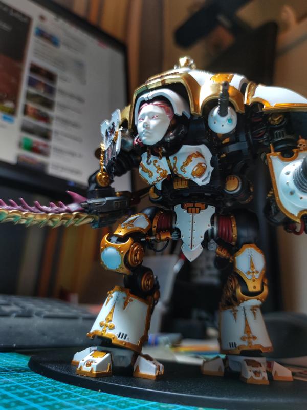 Luxury chest for Imperial Knight