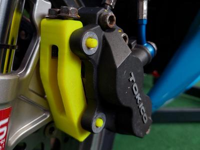 Brake Caliper Holder Suzuki GSXR-750 GSXR-600 K1-K3