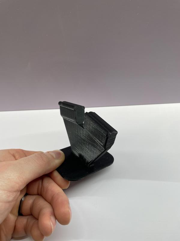 Biting Archaeopteryx - Perch