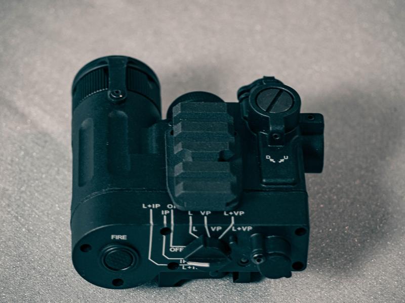 Dbal-D2 picatinny mount