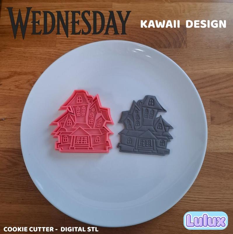 🏰 Haunted Mansion Cookie Cutter – Kawaii Wednesday Design