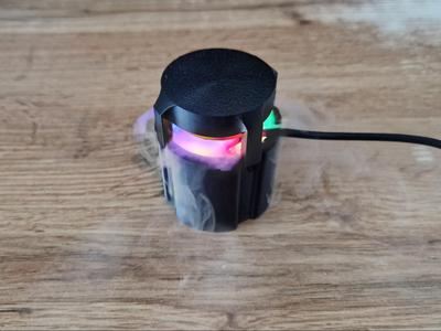 Antisplash conteiner for mist generator