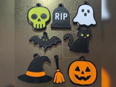 Halloween Themed Minimalist Keychain Set
