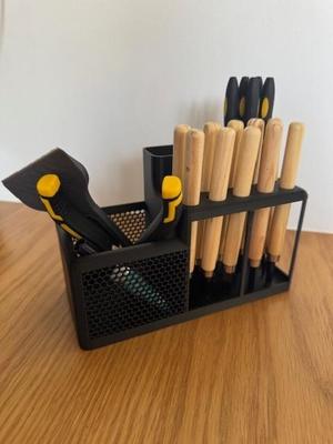 Desktop organizer for 3D tools