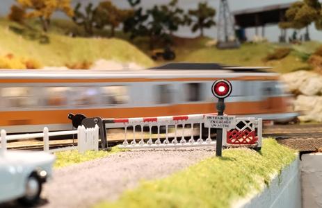 Level crossing post