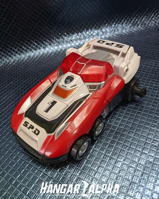 Mudguard DX Tokusou Gattai Deka Robo - Tokusou Sentai Dekaranger. Delta Squad Megazord - Power Rangers SPD.