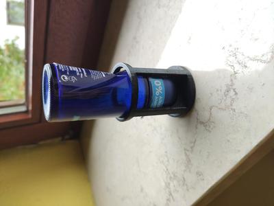Deo holder